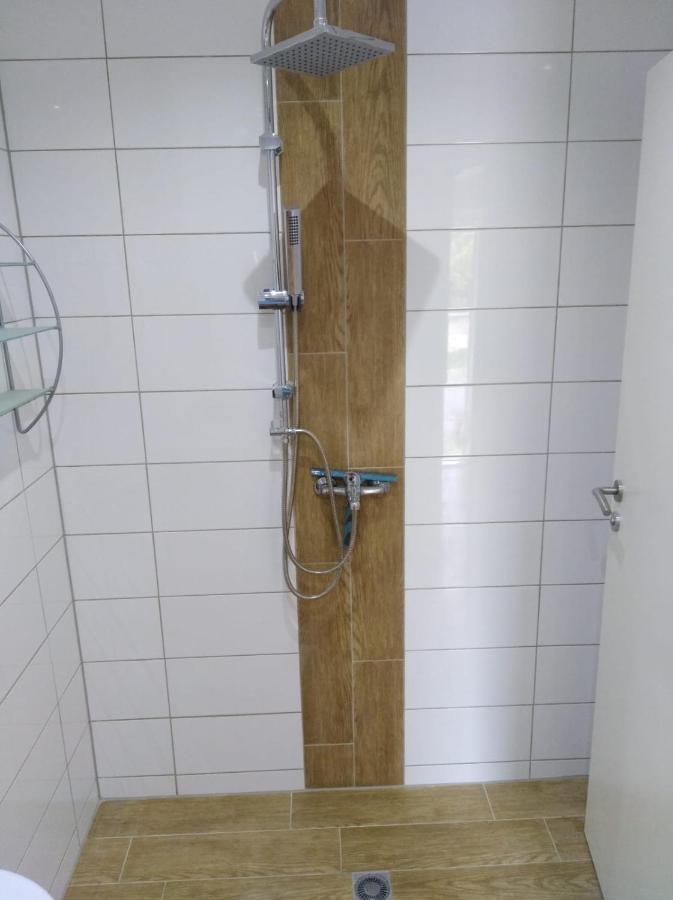 Monteurzimmer\Ferienwohnung バート・ガンダースハイム エクステリア 写真
