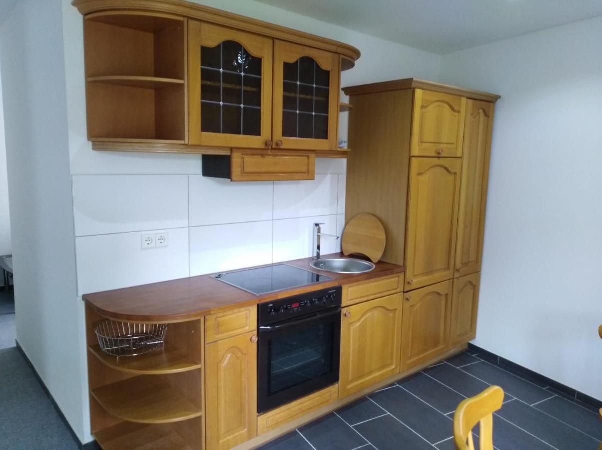 Monteurzimmer\Ferienwohnung バート・ガンダースハイム エクステリア 写真